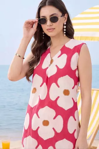 Women Floral Printed Regular Pure Cotton Kurta with Trousers