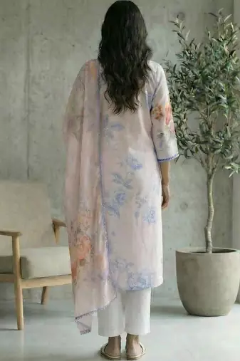 Women Floral Printed Regular Linen Kurta with Trousers & With Dupatta