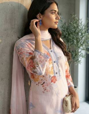 Women Floral Printed Regular Linen Kurta with Trousers & With Dupatta 4