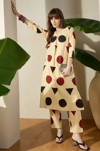 Women Printed Regular Pure Cotton Kurta with Trousers