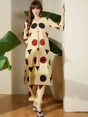 Women Printed Regular Pure Cotton Kurta with Trousers 6