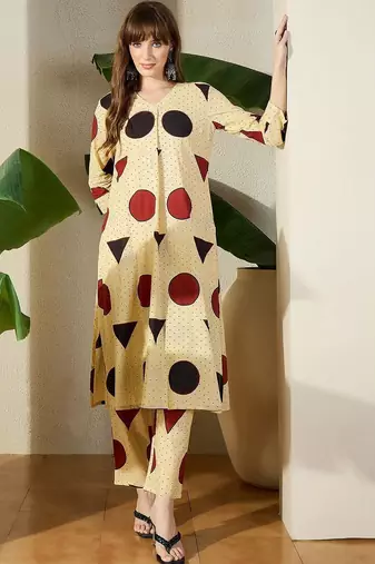 Women Printed Regular Pure Cotton Kurta with Trousers