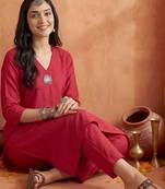 Women Regular Liva Kurta with Trousers
