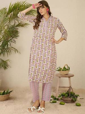 Women Floral Printed Regular Pure Cotton Kurta with Trousers 1