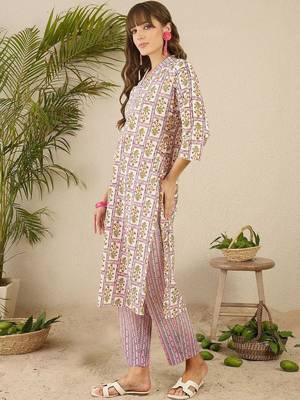 Women Floral Printed Regular Pure Cotton Kurta with Trousers 3