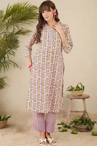 Women Floral Printed Regular Pure Cotton Kurta with Trousers