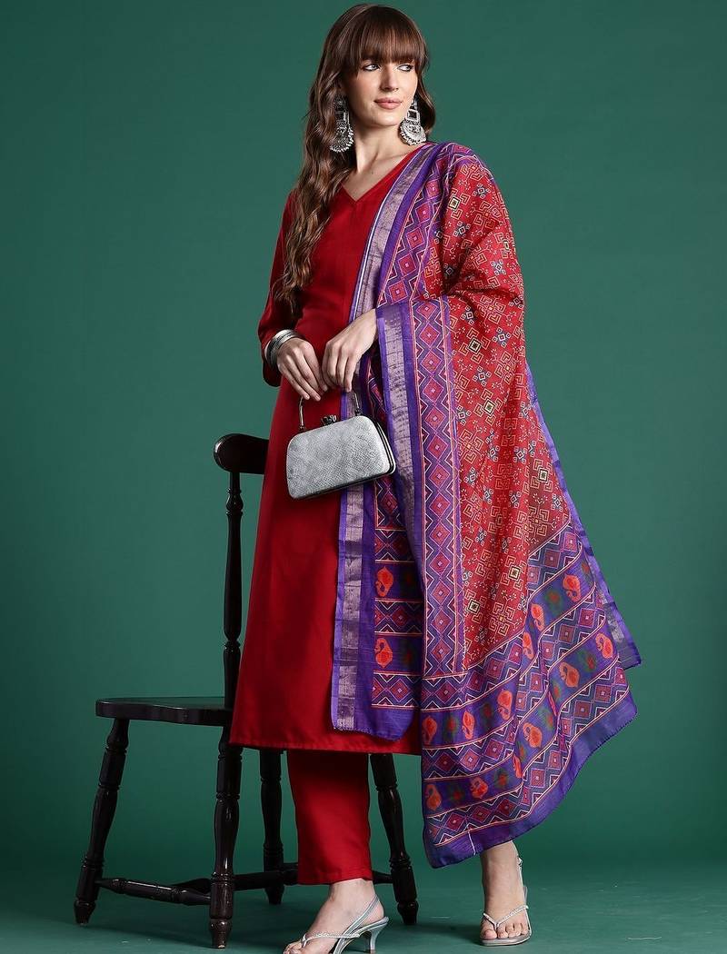 Women Ethnic Motifs Regular Kurta with Trousers & With Dupatta
