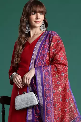 Women Ethnic Motifs Regular Kurta with Trousers & With Dupatta
