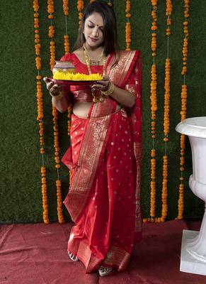 Red woven banarasi silk blend saree with blouse 1
