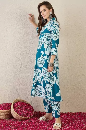 Women Floral Printed Cotton Kurta with Trousers