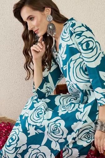 Women Floral Printed Cotton Kurta with Trousers