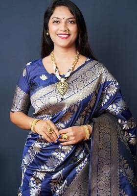 Navy blue woven banarasi silk blend saree with blouse 3