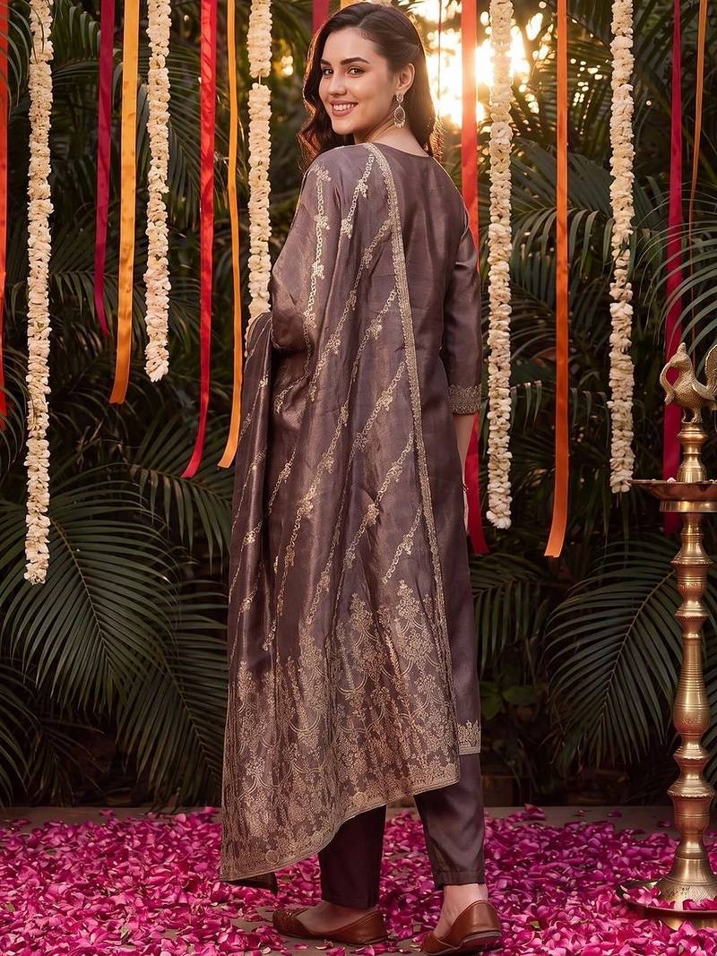 Women Ethnic Motifs Regular Kurta with Trousers & With Dupatta