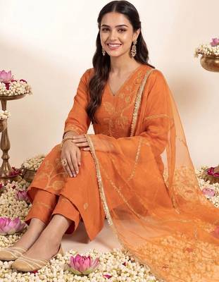 Women Ethnic Motifs Embroidered Regular Thread Work Kurta with Trousers & With Dupatta 1