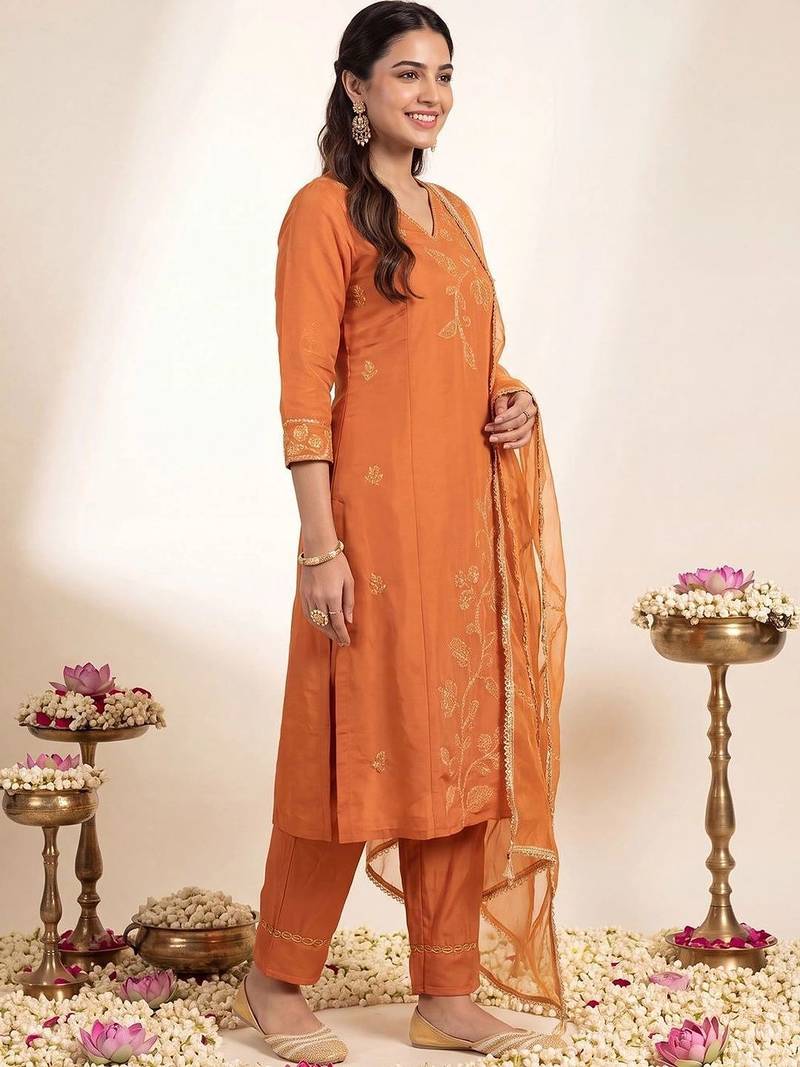 Women Ethnic Motifs Embroidered Regular Thread Work Kurta with Trousers & With Dupatta