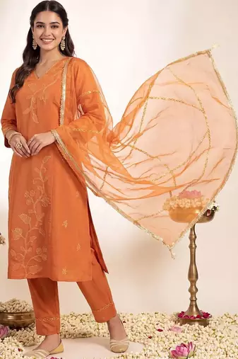 Women Ethnic Motifs Embroidered Regular Thread Work Kurta with Trousers & With Dupatta