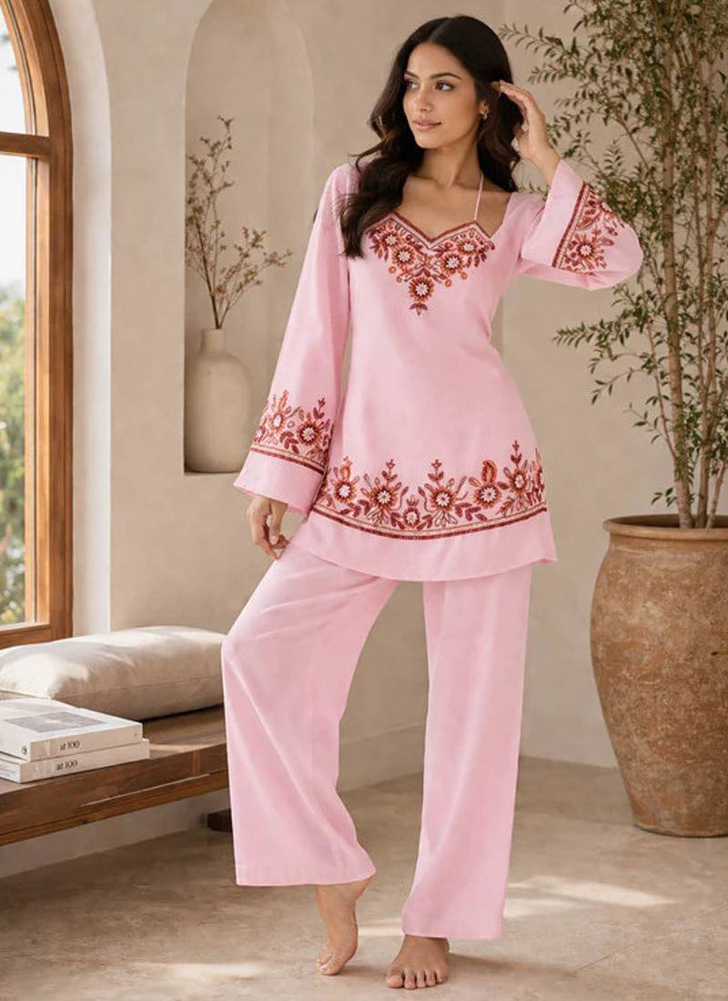 Thread Fendy Satin Fabric Straight Kurta Palazzo Set