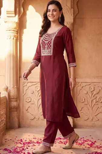 Women Ethnic Motifs Embroidered Regular Thread Work Liva Kurta with Trousers