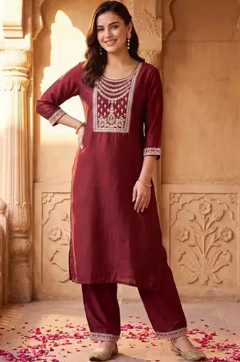 Women Ethnic Motifs Embroidered Regular Thread Work Liva Kurta with Trousers