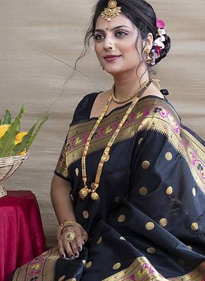 Black zari woven paithani silk blend saree with blouse 3