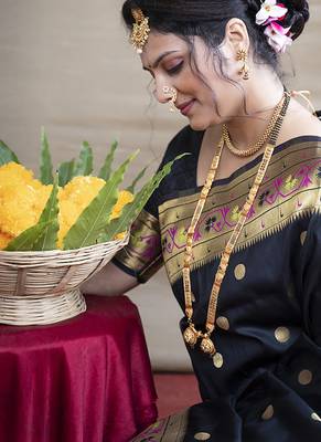 Black zari woven paithani silk blend saree with blouse 4