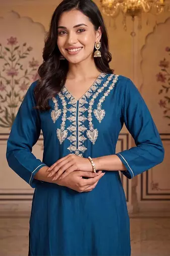 Women Ethnic Motifs Embroidered Regular Thread Work Kurta with Palazzos