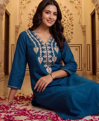 Women Ethnic Motifs Embroidered Regular Thread Work Kurta with Palazzos 5