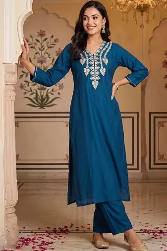 Women Ethnic Motifs Embroidered Regular Thread Work Kurta with Palazzos