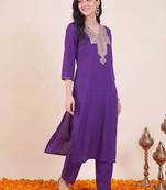 Women Ethnic Motifs Embroidered Regular Kurta with Trousers
