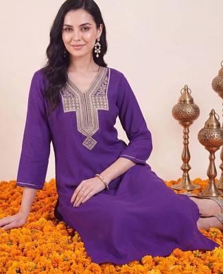 Women Ethnic Motifs Embroidered Regular Kurta with Trousers 5