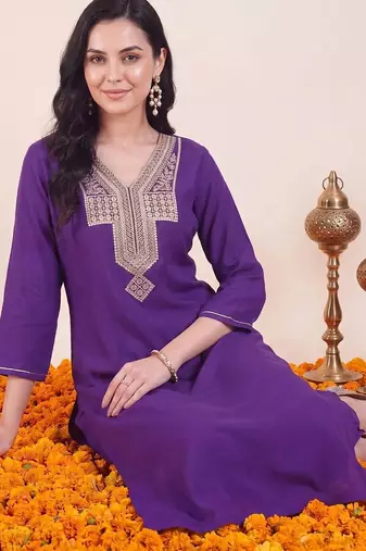 Women Ethnic Motifs Embroidered Regular Kurta with Trousers