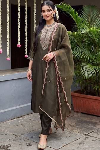 Women Ethnic Motifs Embroidered Regular Thread Work Liva Kurta with Trousers & With Dupatta