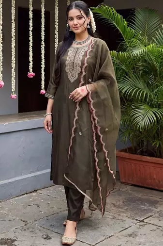 Women Ethnic Motifs Embroidered Regular Thread Work Liva Kurta with Trousers & With Dupatta