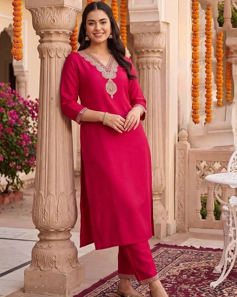 Women Ethnic Motifs Regular Liva Kurta with Trousers