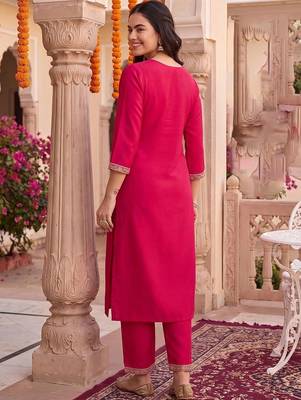 Women Ethnic Motifs Regular Liva Kurta with Trousers 5