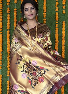 Maroon & gold paithani silk blend saree with gold zari & peacock meenakari motif 4