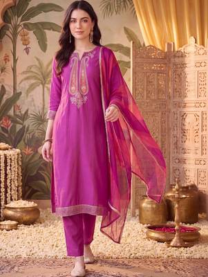 Women Ethnic Motifs Embroidered Regular Thread Work Kurta with Trousers & With Dupatta 1