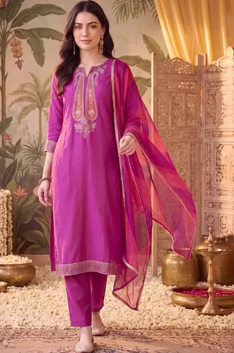 Women Ethnic Motifs Embroidered Regular Thread Work Kurta with Trousers & With Dupatta