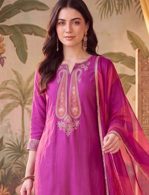 Women Ethnic Motifs Embroidered Regular Thread Work Kurta with Trousers & With Dupatta 5
