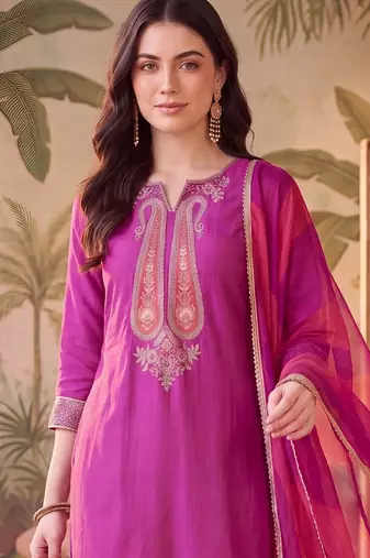 Women Ethnic Motifs Embroidered Regular Thread Work Kurta with Trousers & With Dupatta