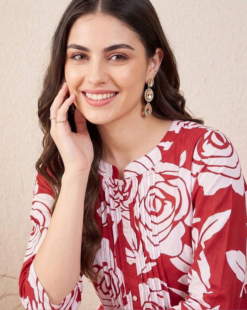 Women Floral Printed Regular Pure Cotton Kurta with Trousers