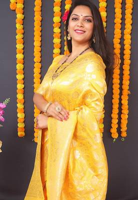 Yellow silk blend banarasi saree with zari weaving 3