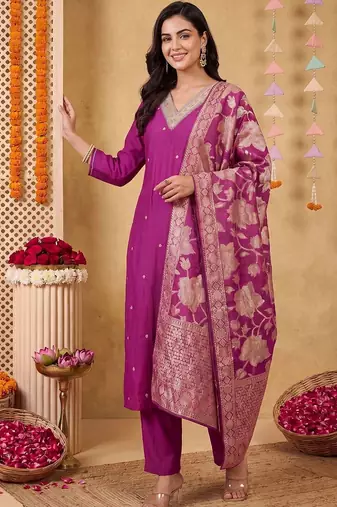Women Regular Kurta with Trousers & With Dupatta
