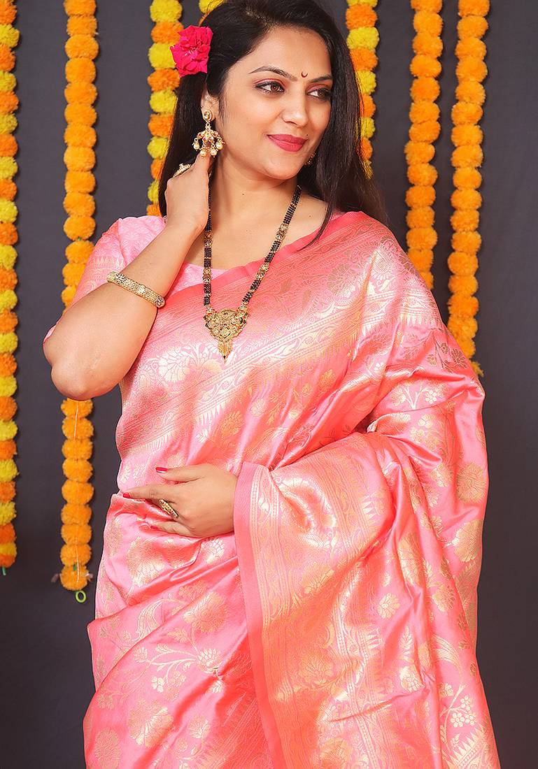 Pink silk blend banarasi saree with zari weaving
