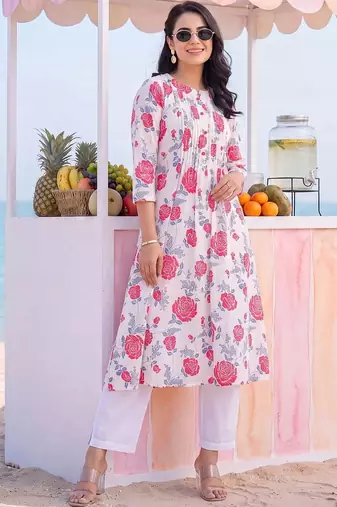 Women Floral Printed Regular Pure Cotton Kurta with Trousers