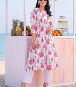 Women Floral Printed Regular Pure Cotton Kurta with Trousers