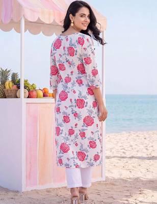Women Floral Printed Regular Pure Cotton Kurta with Trousers 4