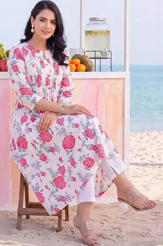 Women Floral Printed Regular Pure Cotton Kurta with Trousers