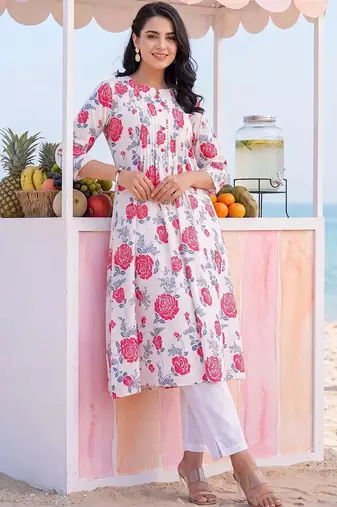 Women Floral Printed Regular Pure Cotton Kurta with Trousers