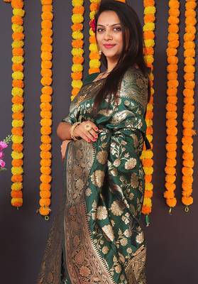 Dark green silk blend banarasi saree with zari weaving 3